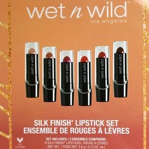 Wet n Wild Los Angeles Silk Finish Lipstick Set